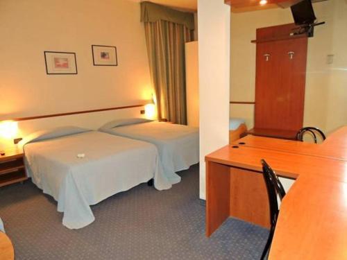 Hotel City Verona San Giovanni Lupatoto Exteriör bild