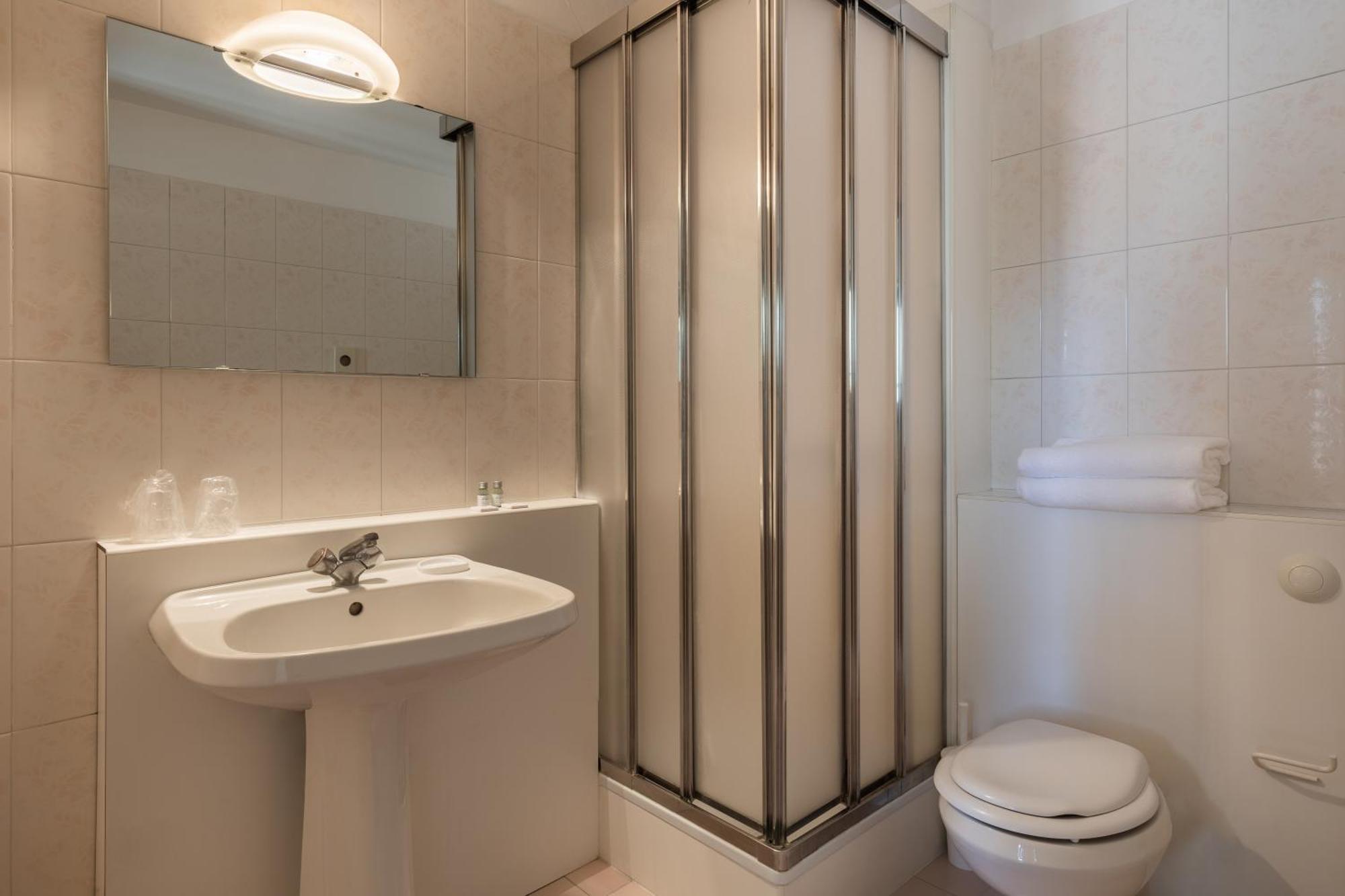 Hotel City Verona San Giovanni Lupatoto Rum bild